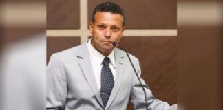 É falsa a informação de que o professor Ricardo Francisco morreu; “Estou bem e trabalhando”, diz ele