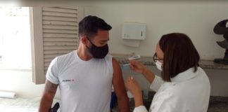 GM, PM e PC começam a ser vacinadas contra a Covid-19 em Itabirito