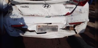 Acidente entre carreta, carro e picape deixa uma pessoa ferida na BR-356, em Itabirito