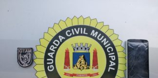 Itabirito: Homem invade casa, arranca celular de idoso, tenta fugir, mas é preso pela GM