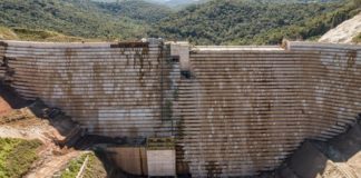 Muro da Vale é concluído em Itabirito