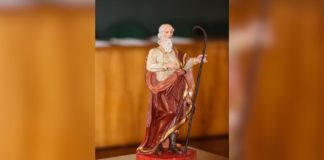 Itabirito: Após 2 anos de restauro, imagem de São Joaquim volta para a Matriz da Boa Viagem