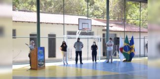 Itabirito: Prefeitura e Vale entregam reforma de quadra da Escola Hallais França
