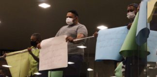 Manifestação pacífica na Câmara de Itabirito pede apoio a projeto que beneficia o Morada Viva