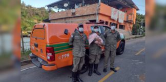 15 dias após auxiliar no parto de bebê em Itabirito, Brigada entrega donativos à família