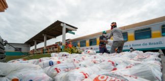Vale mobiliza voluntários e arrecada doações para o Natal de famílias carentes