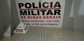 Itabirito: em fuga da PM, suspeito é preso ao deixar cair 62 pinos de cocaína e 49 pedras de crack