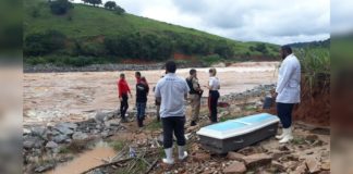 Ponte Nova: encontrado corpo que pode ser do homem que atirou a filha no Rio Piranga