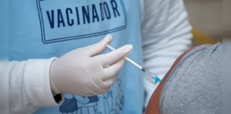 Imunocomprometidos: Ouro Preto vacina adolescentes com 3ª dose e adultos com 4ª dose