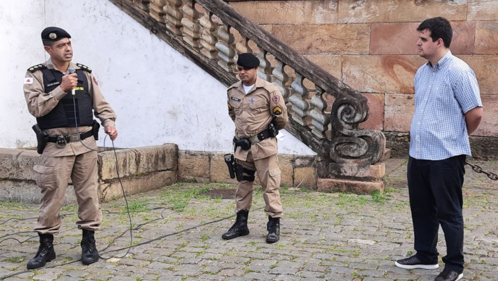 52º Batalhão auxilia jovens de Itabirito, Ouro Preto e Mariana que querem  aprovação em concursos da