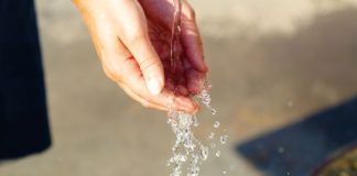 Cobrança pelo consumo de água começa no próximo mês em Ouro Preto Empresa dá dicas de como diminuir o consumo de água. Foto - Reprodução