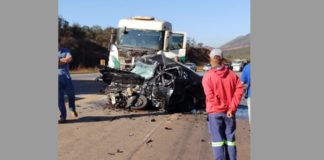 Itabirito: Acidente envolvendo carreta e carro mata 3 pessoas na BR-040; veja fotos