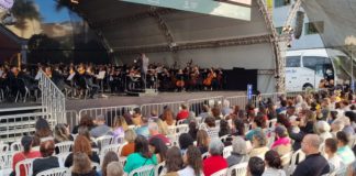 Orquestra Filarmônica de MG reúne mais de 600 pessoas em Itabirito; veja fotos e vídeo