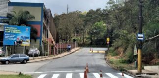 Itabirito: pintura de sinalização viária é feita pela Prefeitura nos bairros Santa Efigênia e Gutierrez