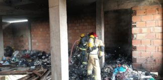 Ouro Preto: andar de prédio em construção, ocupado por morador de rua, pega fogo