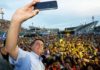 11/9: apoiadores de Bolsonaro farão carreata em Itabirito No calor de 33°C, no mês junho, Bolsonaro participa da Marcha para Jesus em Manaus. Foto - Alan Santos - Divulgação