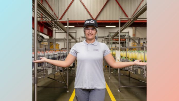 Mulheres podem e devem se candidatar para qualquer vaga na Coca-Cola. Foto - Divulgação