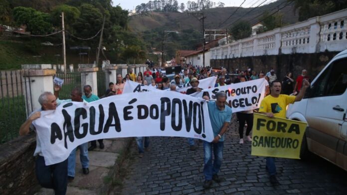 Manifestantes passaram por vários espaços da cidade - Foto: ASSUFOP/Divulgação