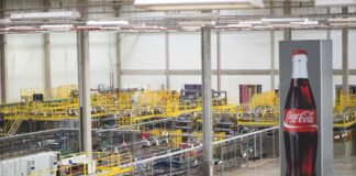 Coca-Cola Femsa abre 35 vagas de emprego na fábrica em Itabirito Interior da fábrica da Coca-Cola Femsa Brasil em Itabirito. Foto - Divulgação