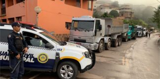 GM apreende cinco caminhões suspeitos de extração ilegal de minério, em Itabirito