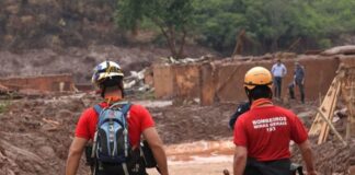 Tragédia de Mariana – 7 anos: para Governo de MG, acordo para reparar atingidos é lento e ineficiente Imagem feita após rompimento da barragem de Fundão. Foto - Marcelo Sant'Anna / Imprensa MG