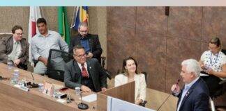 Governo de MG e Prefeitura de Itabirito assinam acordo que visa reduzir criminalidade no município Assinatura para implantação do Programa Selo Prevenção Minas na Câmara. Foto - Ascom
