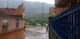 Antônio Pereira: após estragos das enchentes, moradores afirmam: “A gente não dorme direito” Situação de Antônio Pereira após a chuva. Foto - Reprodução