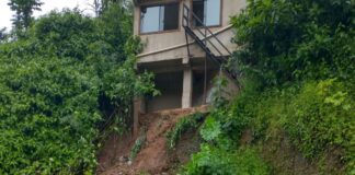 Ouro Preto: moradores do Beco Mãe Chica vivem dias de terror e medo de possíveis deslizamentos Local está sob risco desabamento - Foto: Reprodução