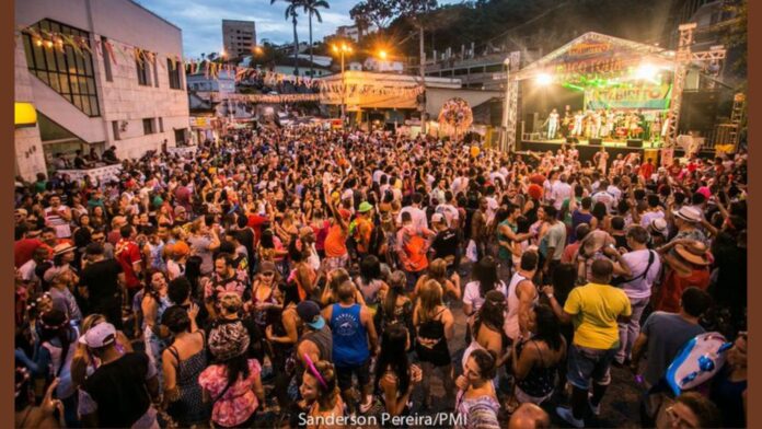 Itabirito Folia em 2017. Foto - Sanderson Pereira