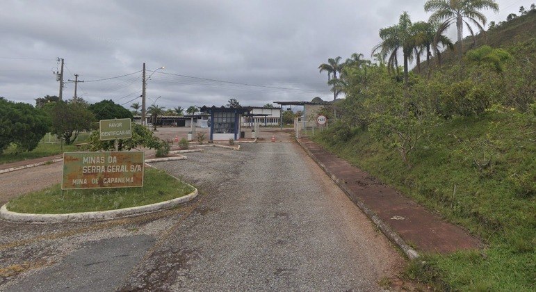 Os bandidos fugiram no sentido Itabirito. Foto - Google Street View
