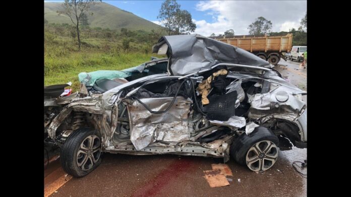 Acidente na BR-040, em Itabirito. Foto - redes sociais