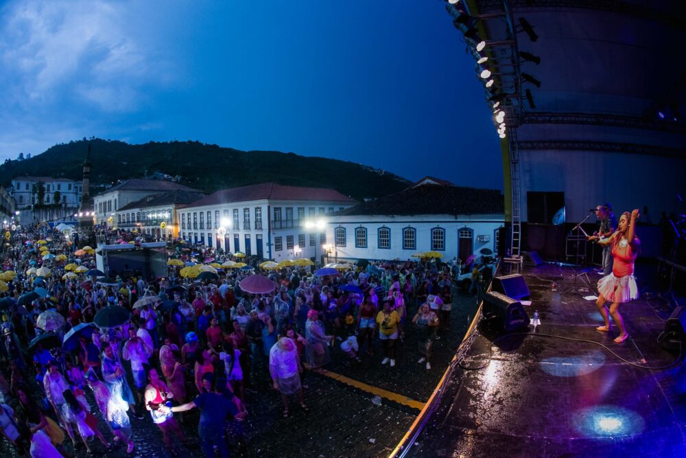 Carnaval de rua volta a Ouro Preto após dois anos; veja programação