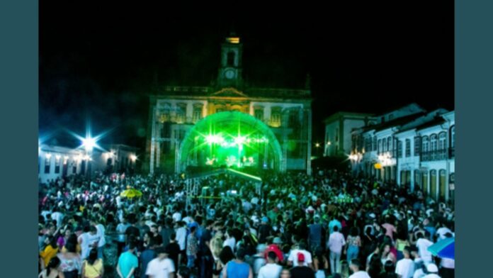 Bloco Vermelho i Branco abre Carnaval de Ouro Preto nesta quinta-feira