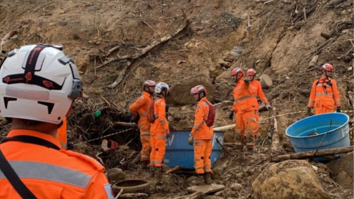 Bombeiros de Minas irão ajudar na buscas por sobreviventes após terremoto na Turquia