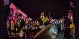 Vermelho i Branco: a festa alvirrubra no 1º dia de Carnaval em Ouro Preto Vermelho i Branco: a festa alvirrubra no 1º dia de Carnaval em Ouro Preto