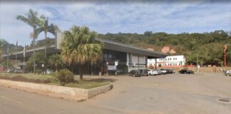 Itabirito: homem é levado para a delegacia pela GM após se atracar com mulher grávida de gêmeos Itabirito: homem é levado para a delegacia pela GM após se atracar com mulher grávida de gêmeos