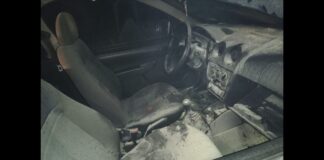 BR-040: carro, com casal e criança, pega fogo em Lafaiete BR-040: carro, com casal e criança, pega fogo em Lafaiete