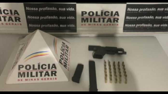 Mariana: PM prende 3 homens por porte ilegal de pistola com mira a laser e 30 munições