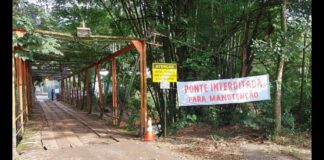 Itabirito: ponte de acesso à Escola Laura Queiroz está sendo reformada pela Prefeitura Itabirito: ponte de acesso à Escola Laura Queiroz está sendo reformada pela Prefeitura