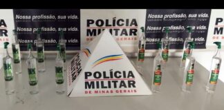 Mariana: PM apreende 12 fracos de lança-perfume que seriam entregues a traficante já preso Mariana: PM apreende 12 fracos de lança-perfume que seriam entregues a traficante já preso