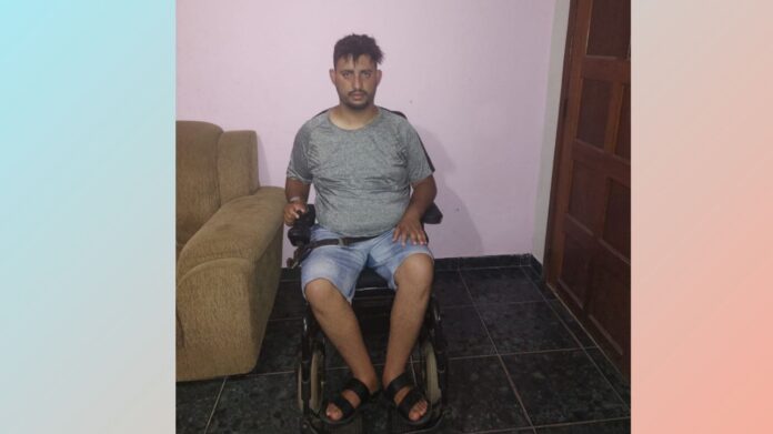 Itabirito: cadeirante do bairro Meu Sítio pede ajuda para comprar triciclo elétrico