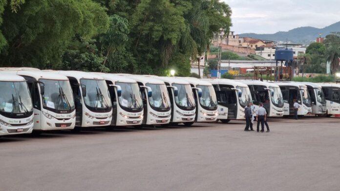 Itabirito: sem perspectiva de ter reivindicações atendidas, motoristas da Serra Verde voltam ao trabalho