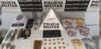 Vila do Sapo, Mariana: PM prende suspeito de tráfico e apreende barra de crack e 204 pedras da droga Vila do Sapo, Mariana: PM prende suspeito de tráfico e apreende barra de crack e 204 pedras da droga