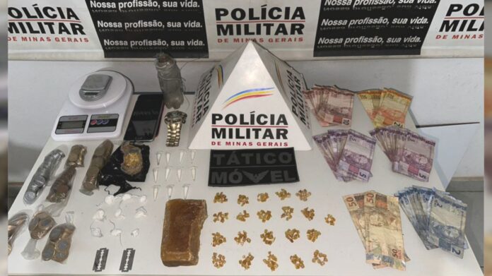 Vila do Sapo, Mariana: PM prende suspeito de tráfico e apreende barra de crack e 204 pedras da droga