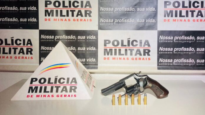 Mariana: com mandado, PM prende homem e apreende arma no bairro Morada do Sol