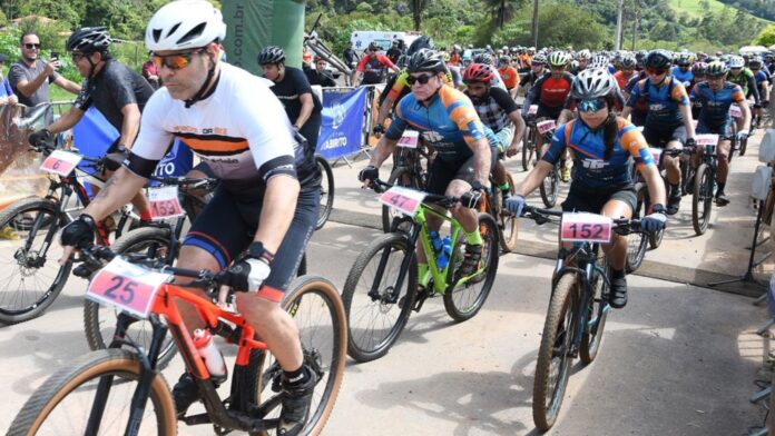 Golden Biker Itabirito Edição 2022. Foto - reprodução.