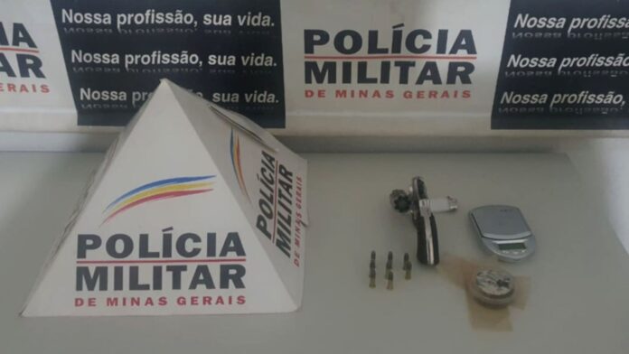 Materiais apreendidos pelos policiais - Foto PMMG