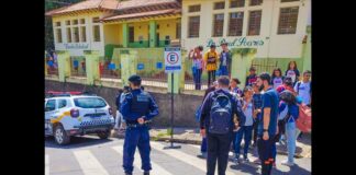 Após mortes em SC, Prefeitura de Itabirito anuncia medidas para intensificar segurança em escolas Após mortes em SC, Prefeitura de Itabirito anuncia medidas para intensificar segurança em escolas