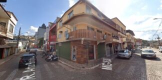 Itabirito: homem cria problema no Centro ao importunar adolescente de 16 anos Itabirito: homem cria problema no Centro ao importunar adolescente de 16 anos