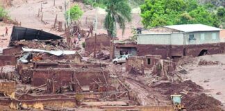 Após rompimento da barragem, em Mariana, Samarco forneceu produto que contaminou Rio Doce Após rompimento da barragem, em Mariana, Samarco forneceu produto que contaminou Rio Doce